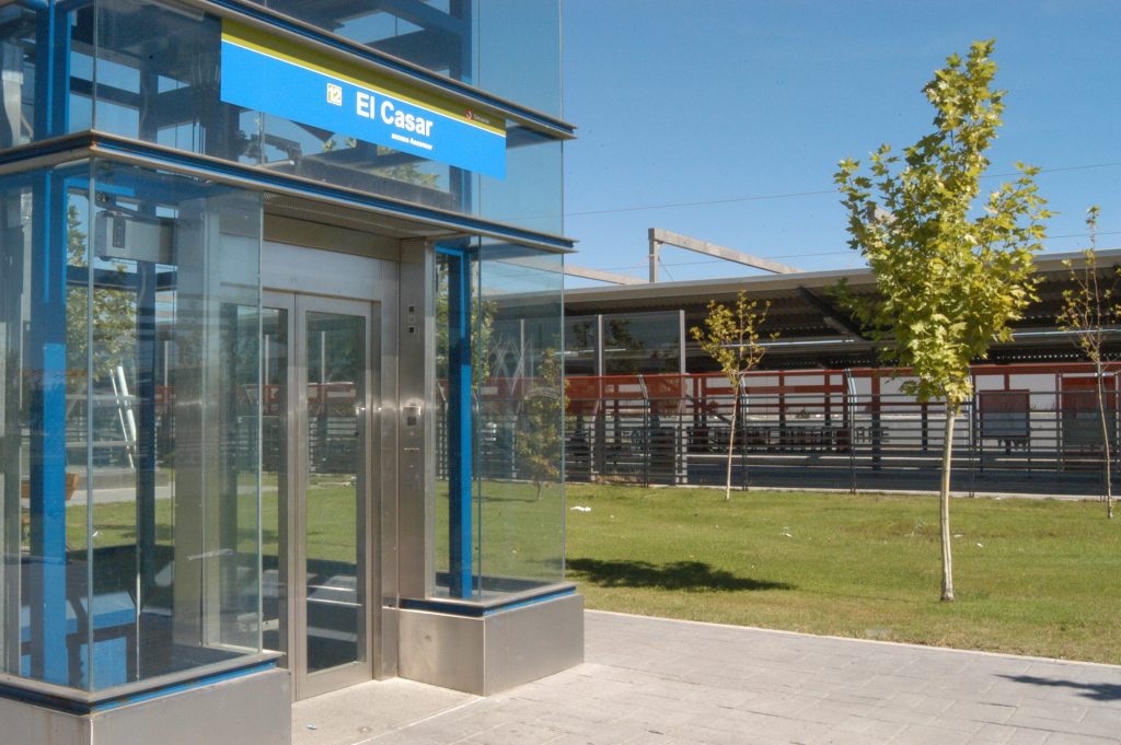 GETAFE. Comienzan las obras de una nueva plaza con pérgola y sombra en el Barrio de Los Molinos