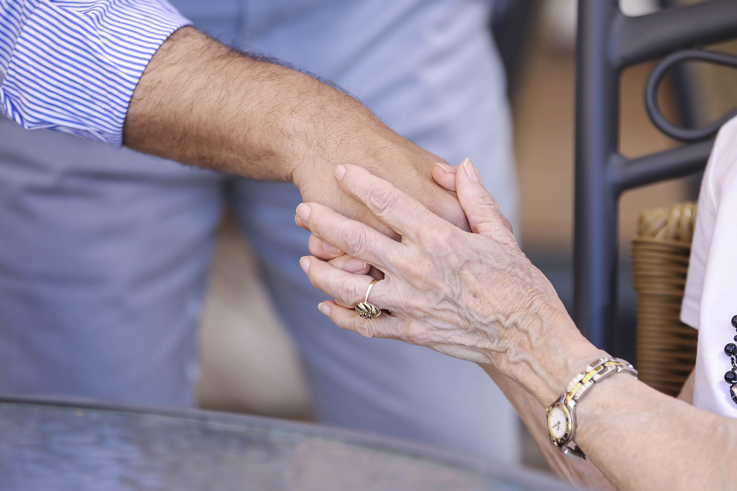 LAS ROZAS. El Consistorio amplía y mejora el servicio municipal de Teleasistencia