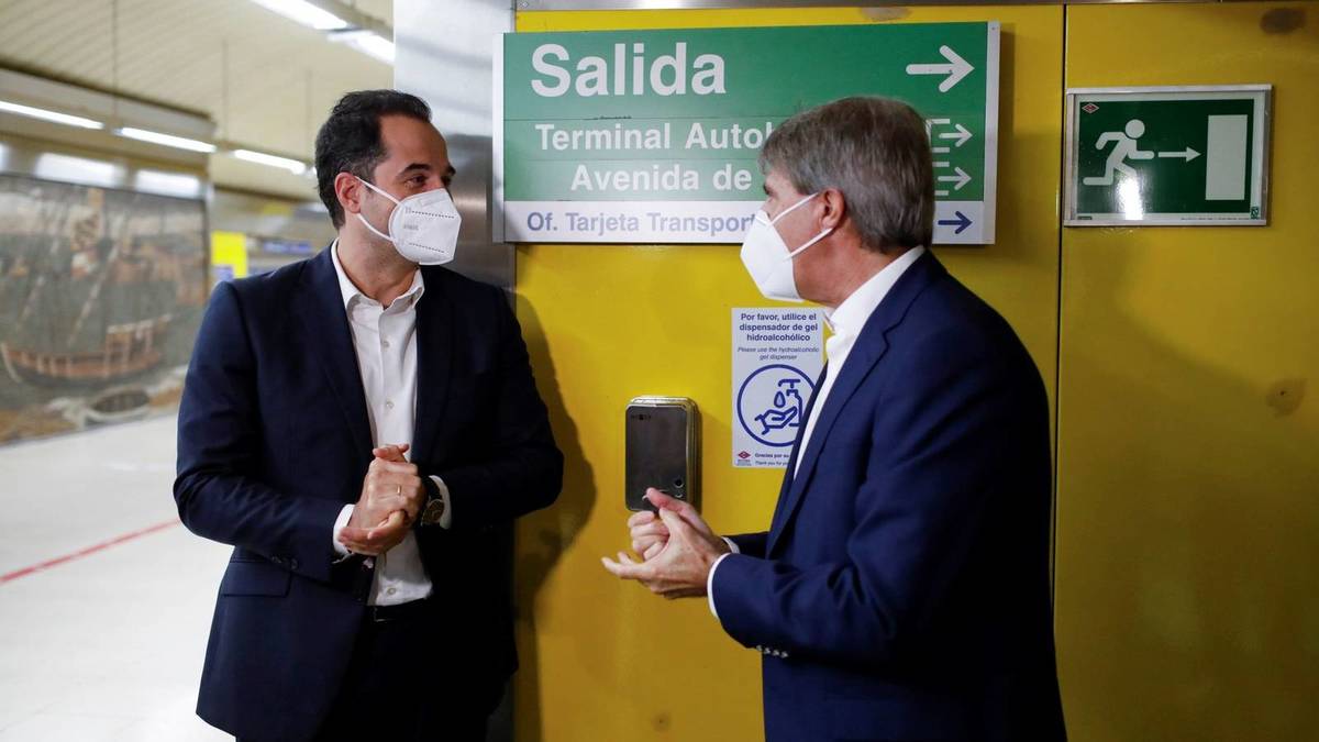 Metro de Madrid instala dispensadores de hidrogel en 50 estaciones