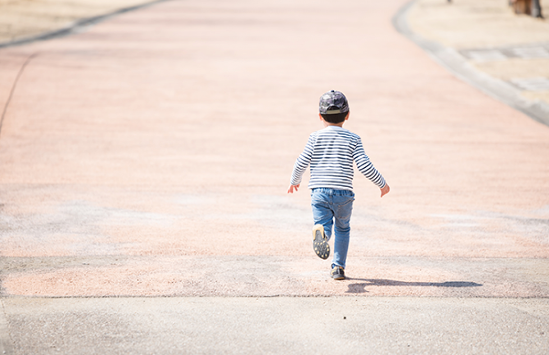 HORTALEZA. Herido muy grave un niño de 11 años tras ser atropellado