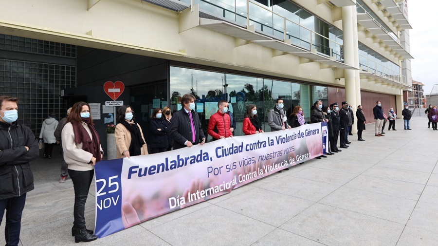 FUENLABRADA. El alcalde, Javier Ayala, apuesta por un gran pacto “que nos vacune contra las actitudes machistas”