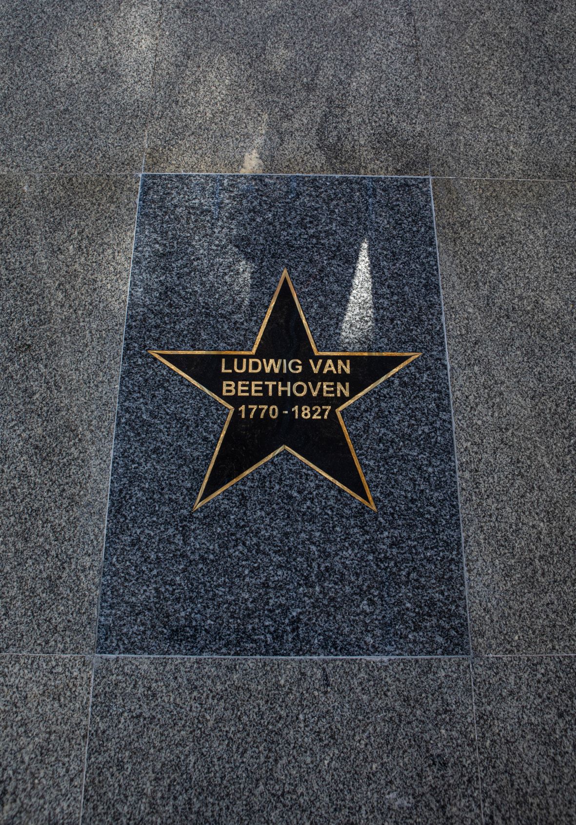 POZUELO DE ALARCÓN. Beethoven, nueva estrella en el Paseo de la Fama de la Escuela Municipal de Música y Danza