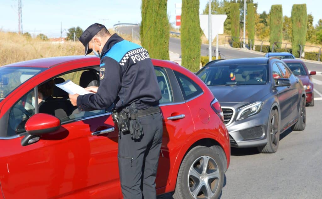 HUMANES DE MADRID. La Policía Local realizará una campaña de vigilancia y concienciación contra las distracciones al volante