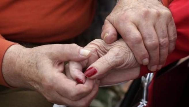 ESTADOS UNIDOS. Un matrimonio de ancianos fallece por Covid el mismo día y a la misma hora