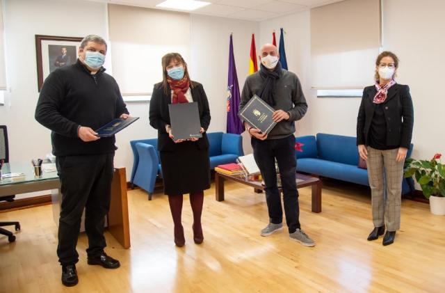 POZUELO DE ALARCÓN. El Ayuntamiento firma con Cáritas un convenio de colaboración para ayudar a las personas en situación de vulnerabilidad