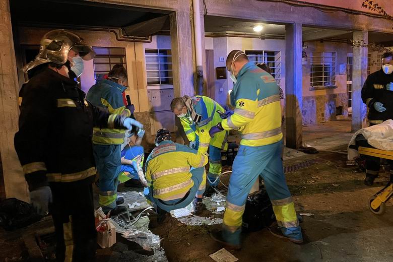 GETAFE. Reanimada una mujer que había sufrido una parada cardiorrespiratoria tras un incendio en una vivienda