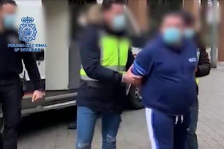 FUENLABRADA. Detienen a un fugitivo que tenía en vigor nueve órdenes de detención por diversos robos con fuerza y con violencia