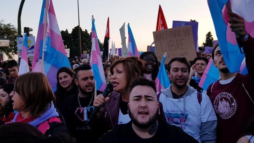 La ley trans que prepara Igualdad permitirá a menores cambiar de sexo en el registro sin informe médico