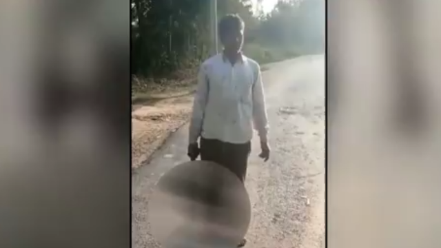 Un hombre decapita a su hija de 18 años y se entrega con su cabeza a la Policía