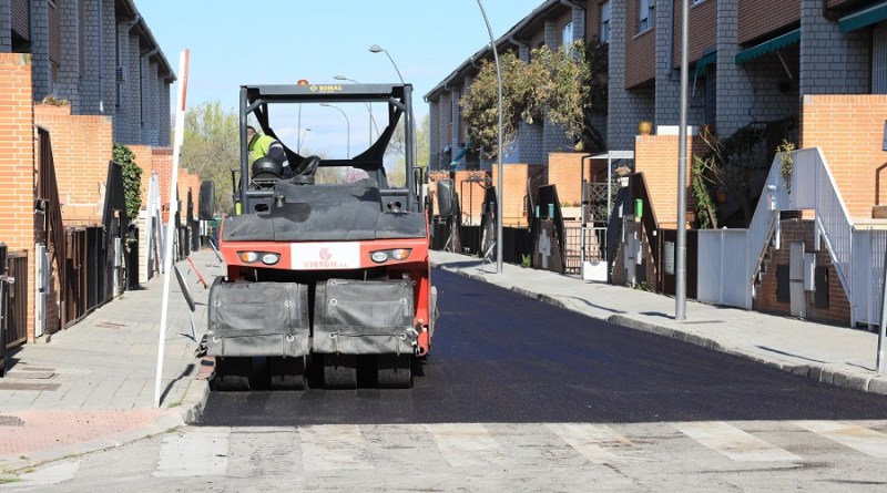 GETAFE. El Consistorio reasfalta las primeras 28 calles tras el paso de Filomena