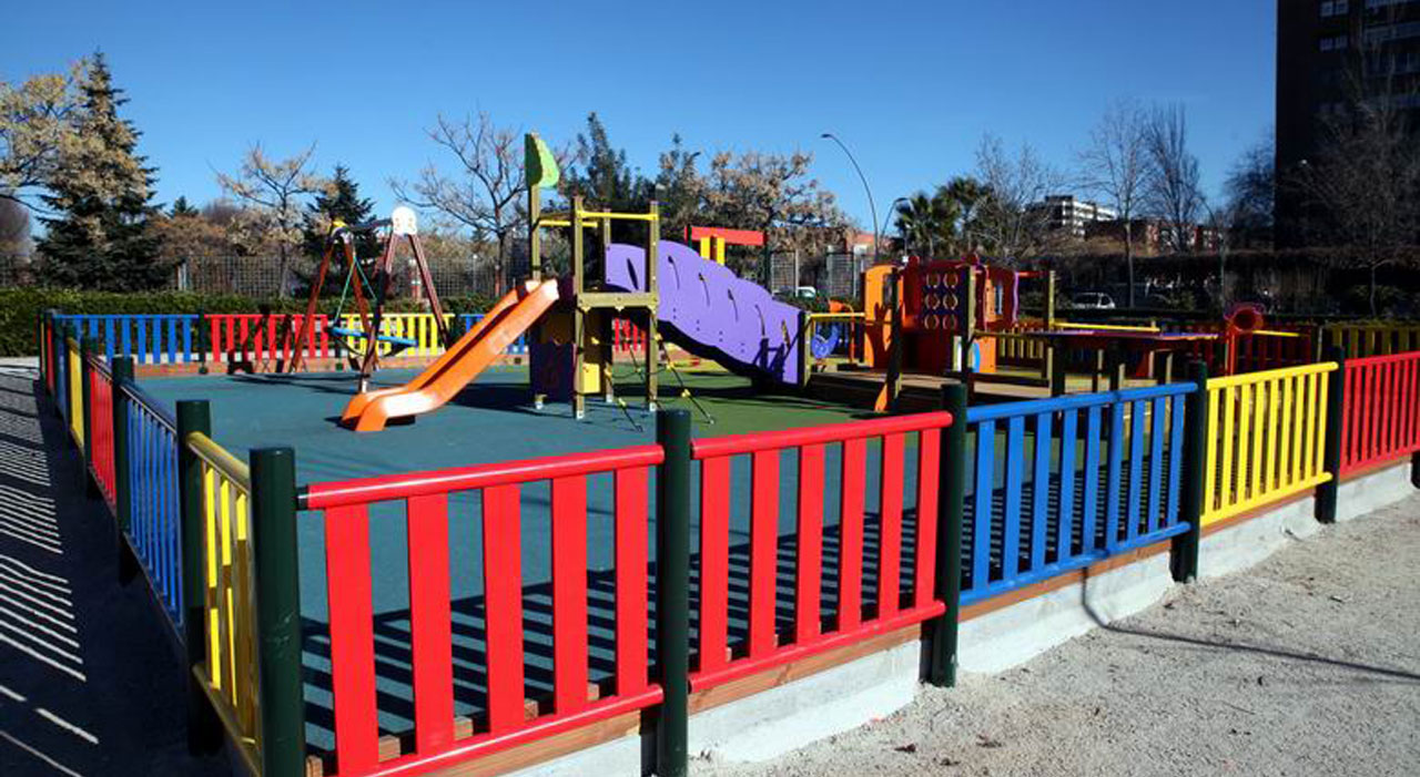 FUENLABRADA. Abiertas de nuevo a la población 13 áreas infantiles que se suman a las 33 de la semana pasada