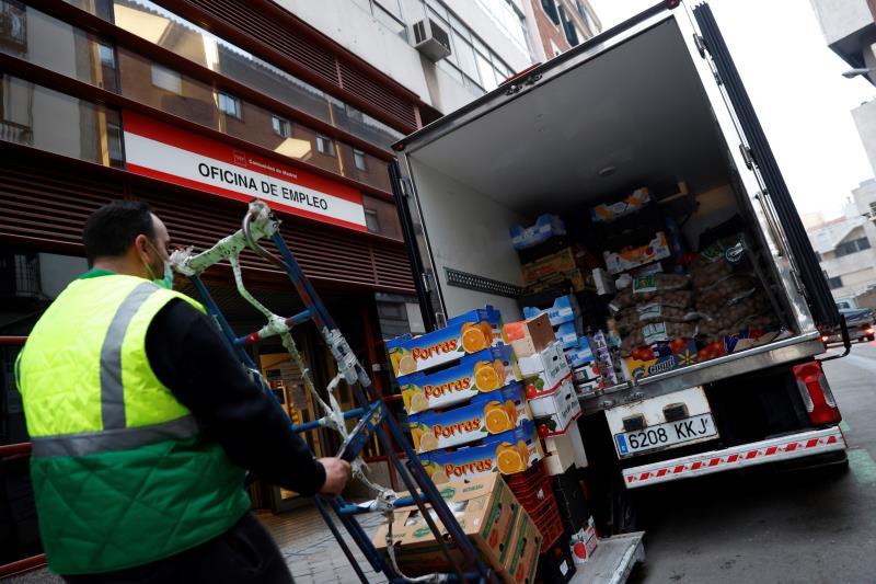 El mercado laboral español pierde 137.500 empleos en el primer trimestre del año y los hogares con todos sus miembros en paro se disparan