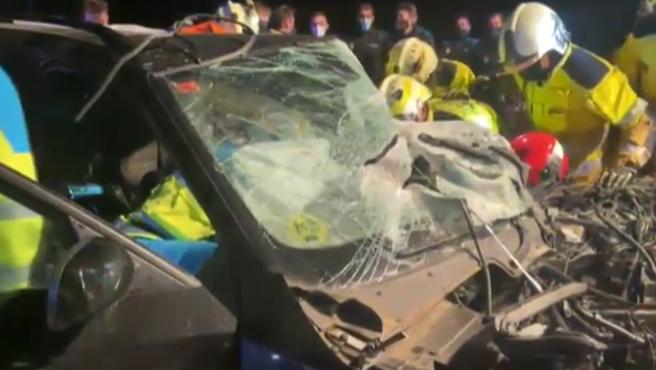 ALCORCÓN. Tres heridos al salirse de la vía el coche en el que huían de la policía por la M-50