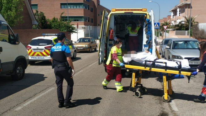 ALCORCÓN. Un hombre que estaba solo se cae en el baño y logra ayuda gracias a Alexa