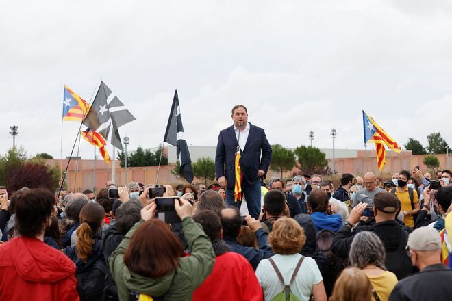 Los indultados salen de prisión llamando a la independencia de Cataluña