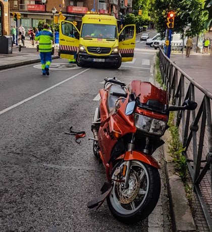 LEGANÉS. Herido grave un hombre de 83 años tras ser atropellado por un motorista