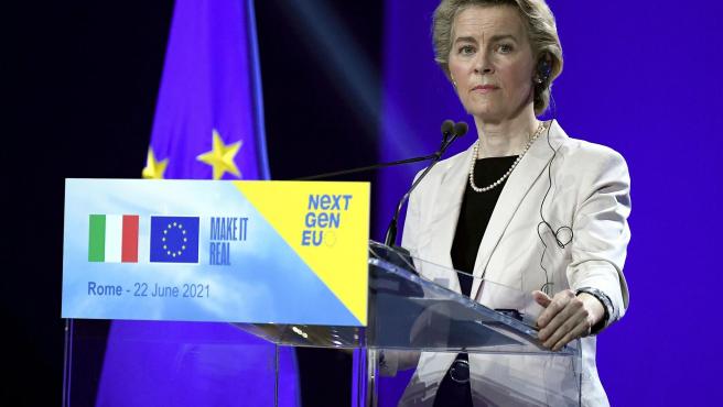 HUNGRÍA. La Comisión Europea afirma que la ley anti LGTBI del país puede violar las normas de la Unión