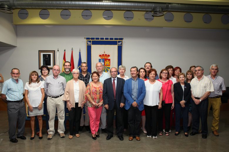 FUENLABRADA. La ciudad homenajea al profesorado jubilado en estos dos últimos años
