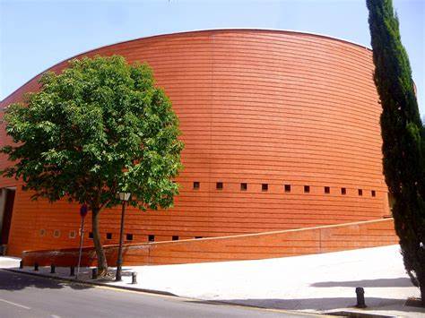 VILLAVICIOSA DE ODÓN. El Coliseo de la Cultura acoge hasta el 30 de octubre la exposición colectiva de la Real Sociedad Fotográfica