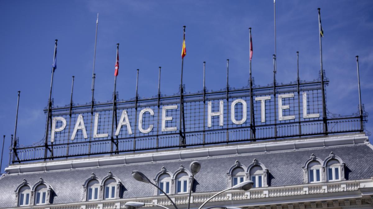 CENTRO. Misteriosa muerte en el Hotel Palace: investigan el extraño fallecimiento de un hombre de 42 años en su habitación