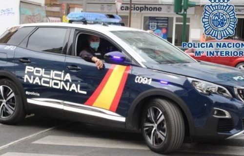 coche-patrulla-de-la-policia-nacional