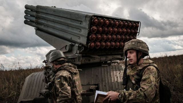 UCRANIA. El presidente Zelenski afirma que el ejército ucraniano está logrando un avance “rápido y potente”