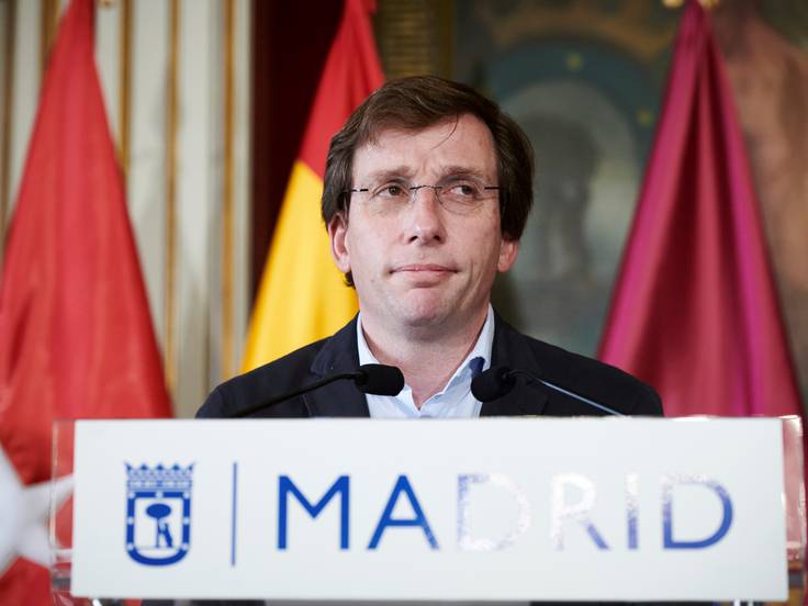 El alcalde de Madrid, José Luis Martínez-Almeida, bajará el tipo del IBI al mínimo legal, el 0,4%, para todos los madrileños, el próximo año