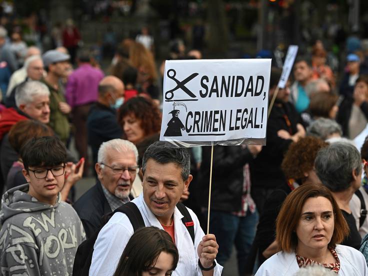 La Consejería de Salud madrileña y los médicos alcanzan un acuerdo que desconvoca la huelga de urgencias en la región