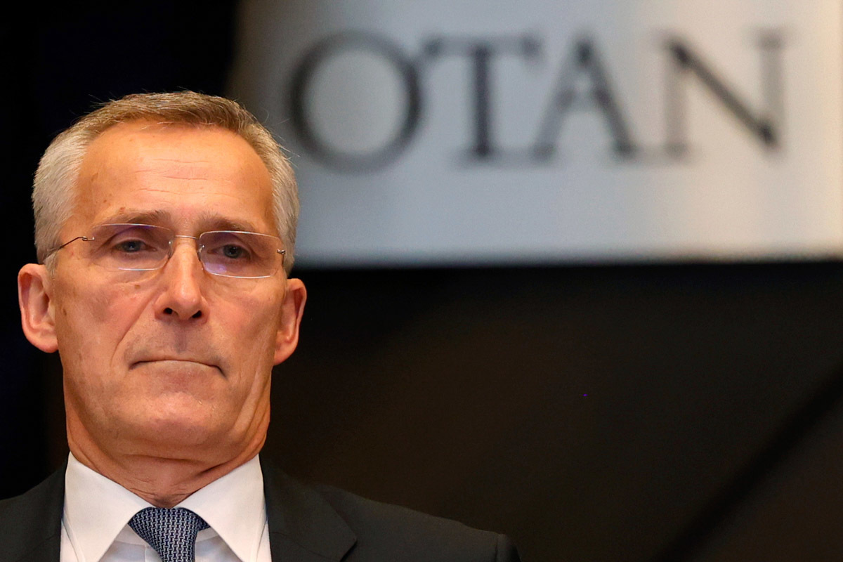 La OTAN advierte de que “habrá que apoyar a Ucrania mucho tiempo” y pide a sus miembros aumentar el gasto en Defensa