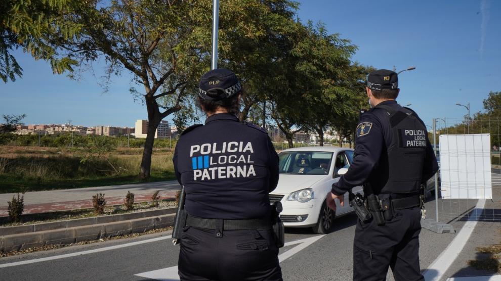VALENCIA. Un hombre dispara contra un vecino que le abrió la puerta del portal a su mujer