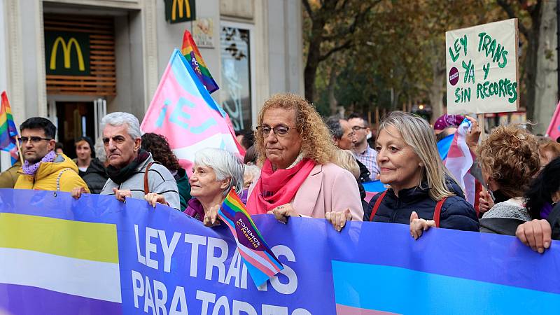 El PSOE renuncia definitivamente a sus enmiendas a la ley trans sobre el cambio registral de sexo de menores de edad