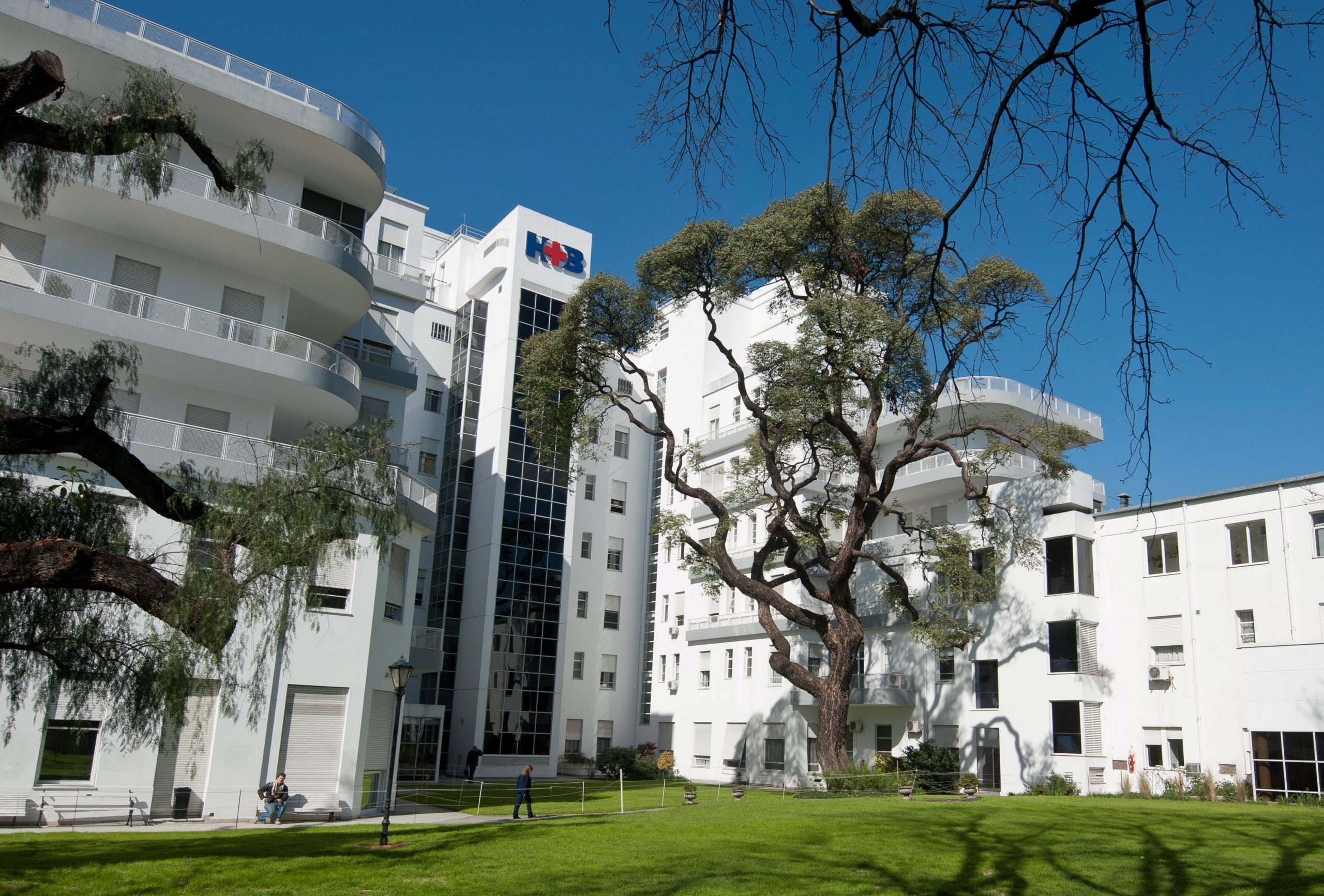 REINO UNIDO. Gripe y Covid-19 dejan a las urgencias en “estado de crisis”: esperas de hasta cuatro días para ser atendidos