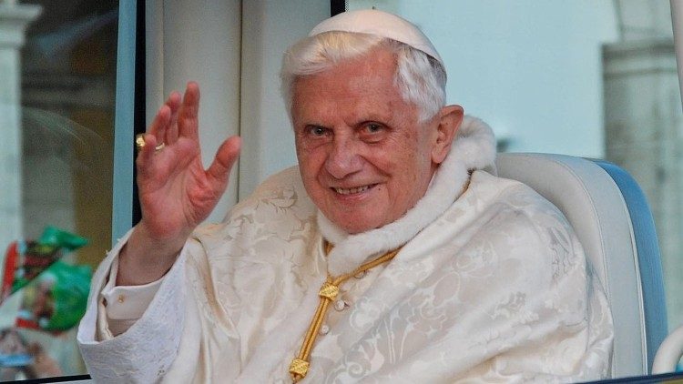 a Fiscalía de Múnich archiva la investigación contra Benedicto XVI por su supuesta complicidad en abusos, dicen que no existen “sospechas suficientes”